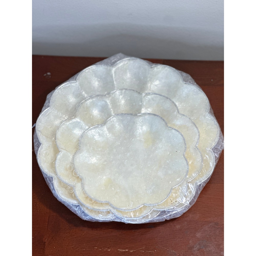 Vtg Capiz Shell Scalloped Plates Nesting Trays Set of 3 Silver Trim Philippines